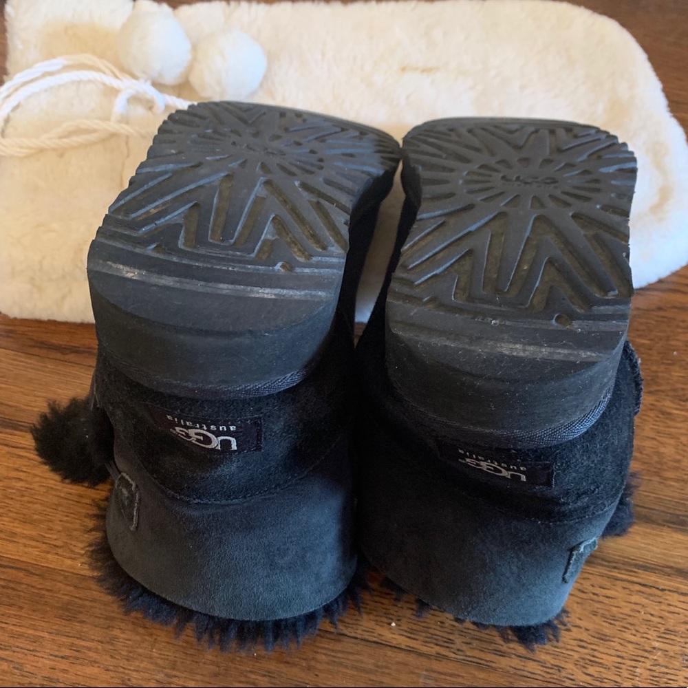 Ugg Mini Bailey Button Genuine Shearling Boot - image 8